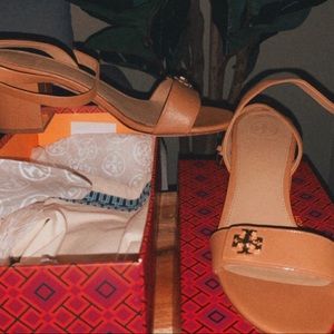 8.5 Tory Burch Kira Sandals. Worn once